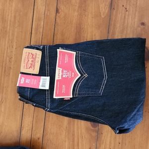 NWT Levi jeans youths